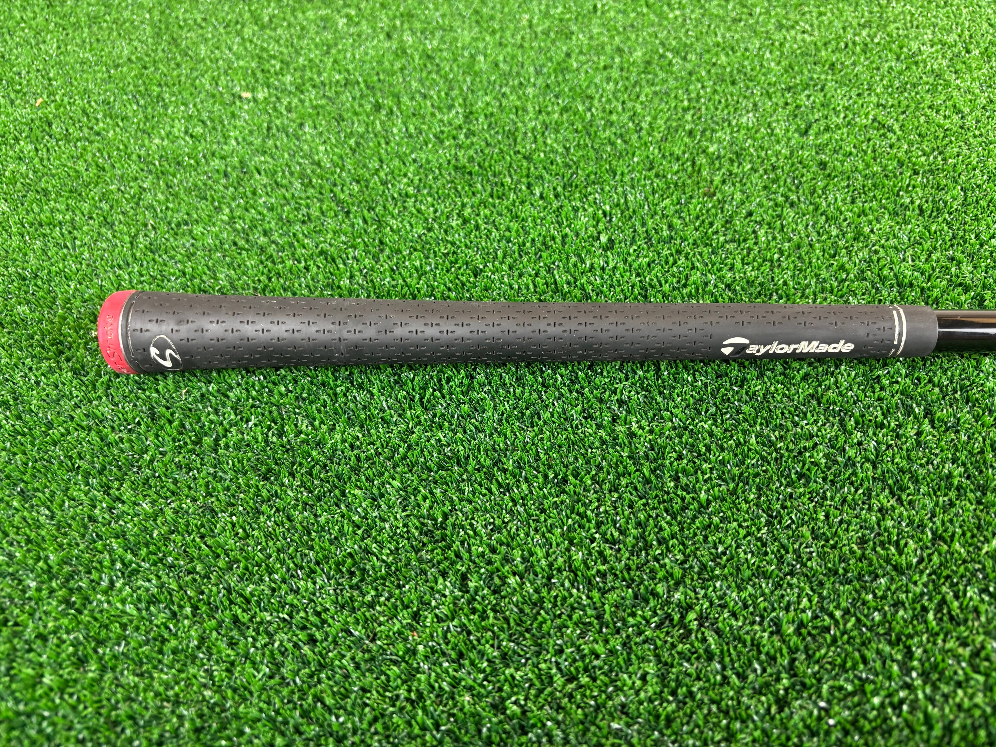 TaylorMade Stealth UDI 18° 2 Iron / Stiff Aldila Ascent 90HY S Graphite Shaft