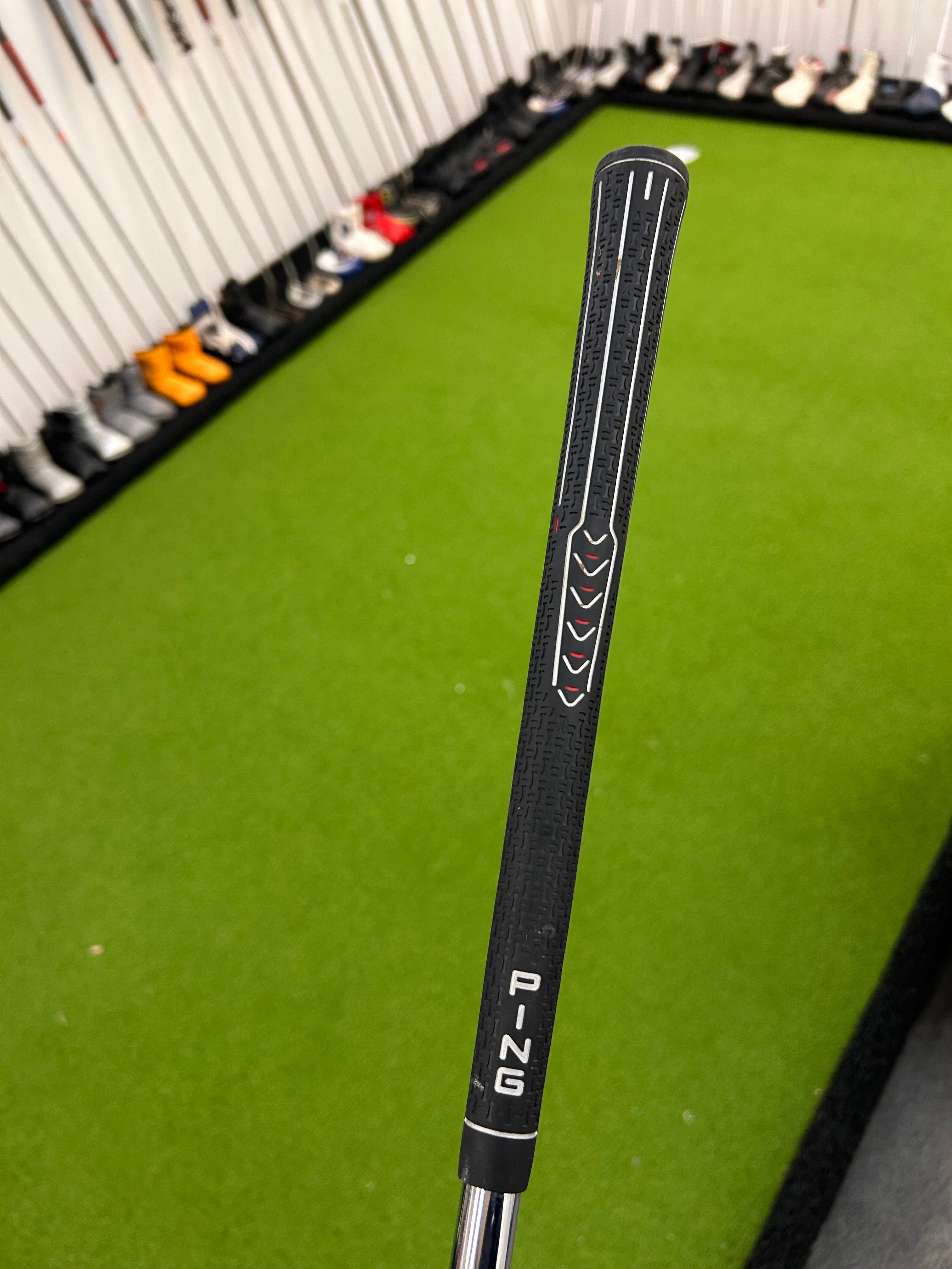 PING G15 UW / Regular PING AWT R Steel Shafts / Black Dot