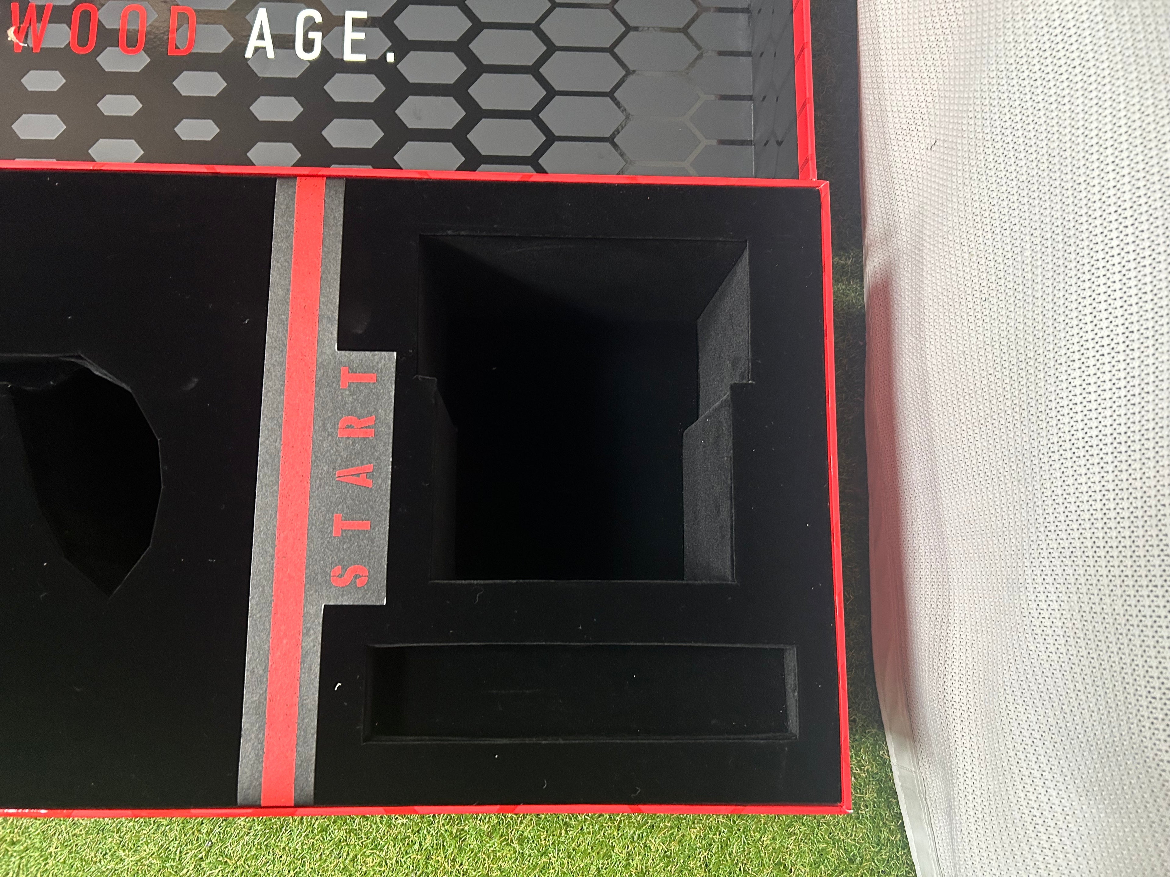 TaylorMade Stealth Carbonwood Driver Presentation Box