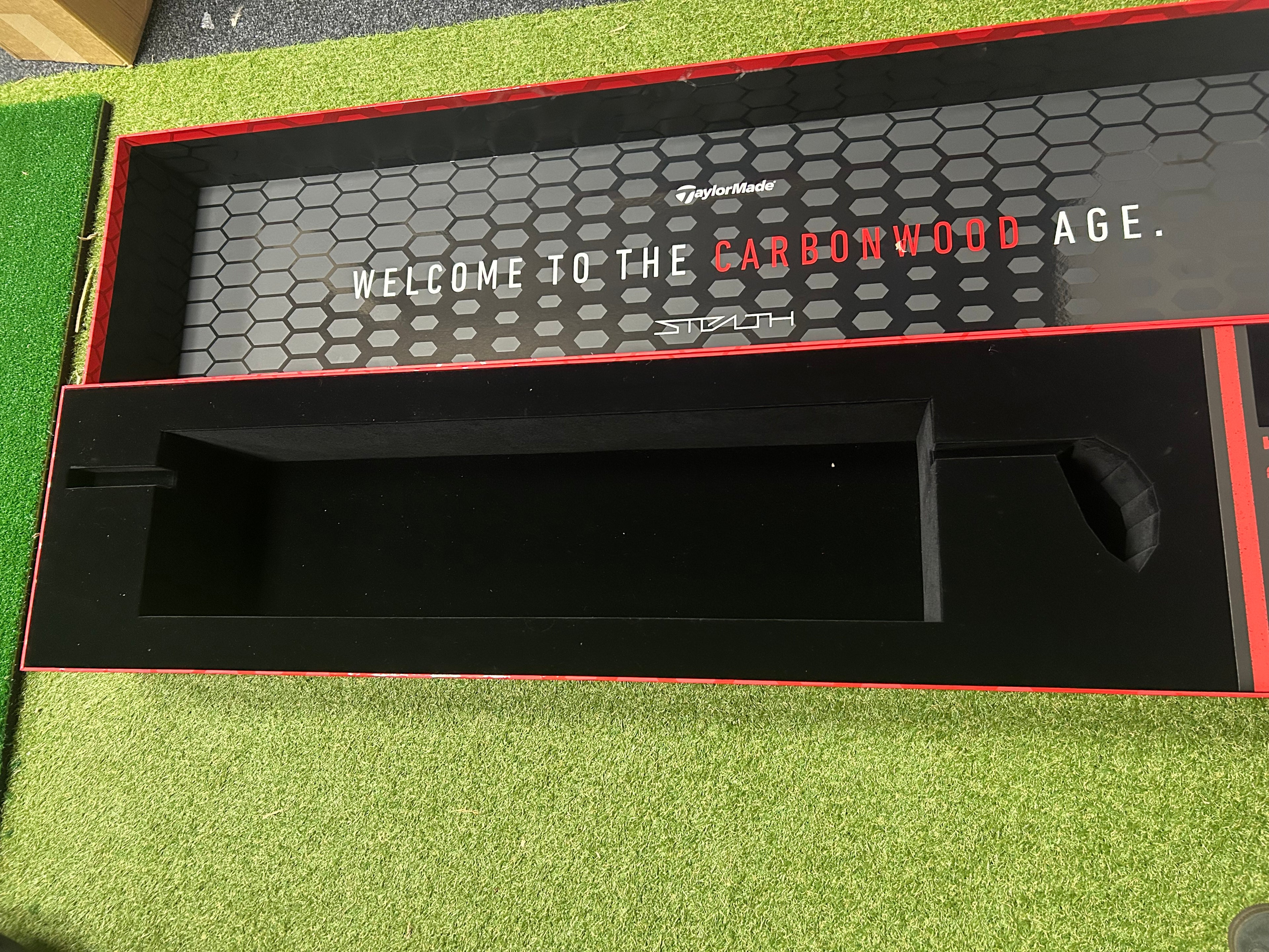 TaylorMade Stealth Carbonwood Driver Presentation Box