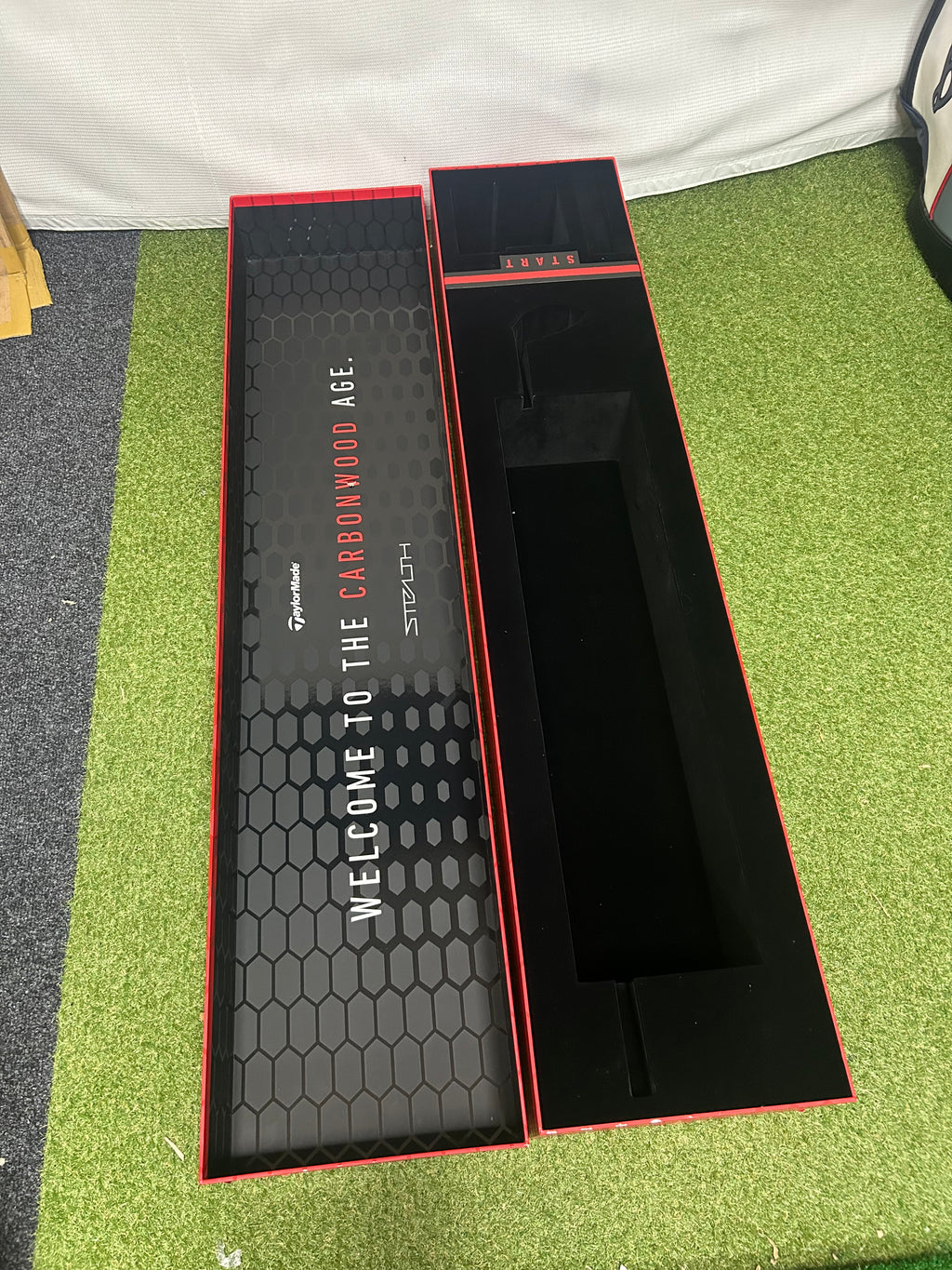 TaylorMade Stealth Carbonwood Driver Presentation Box